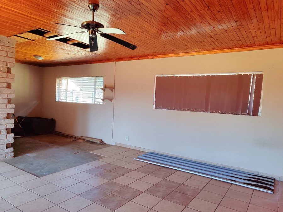 4 Bedroom Property for Sale in Meiringspark North West